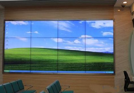 中方液晶拼接屏的另类用法。